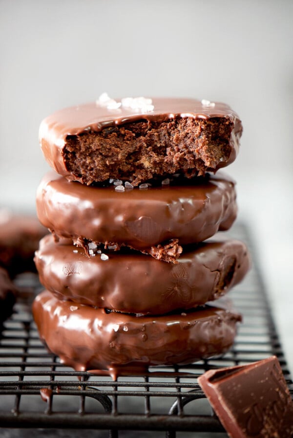 no bake vegan cookies stacked on top of each other